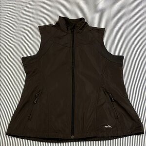 Women’s Brooks running vest